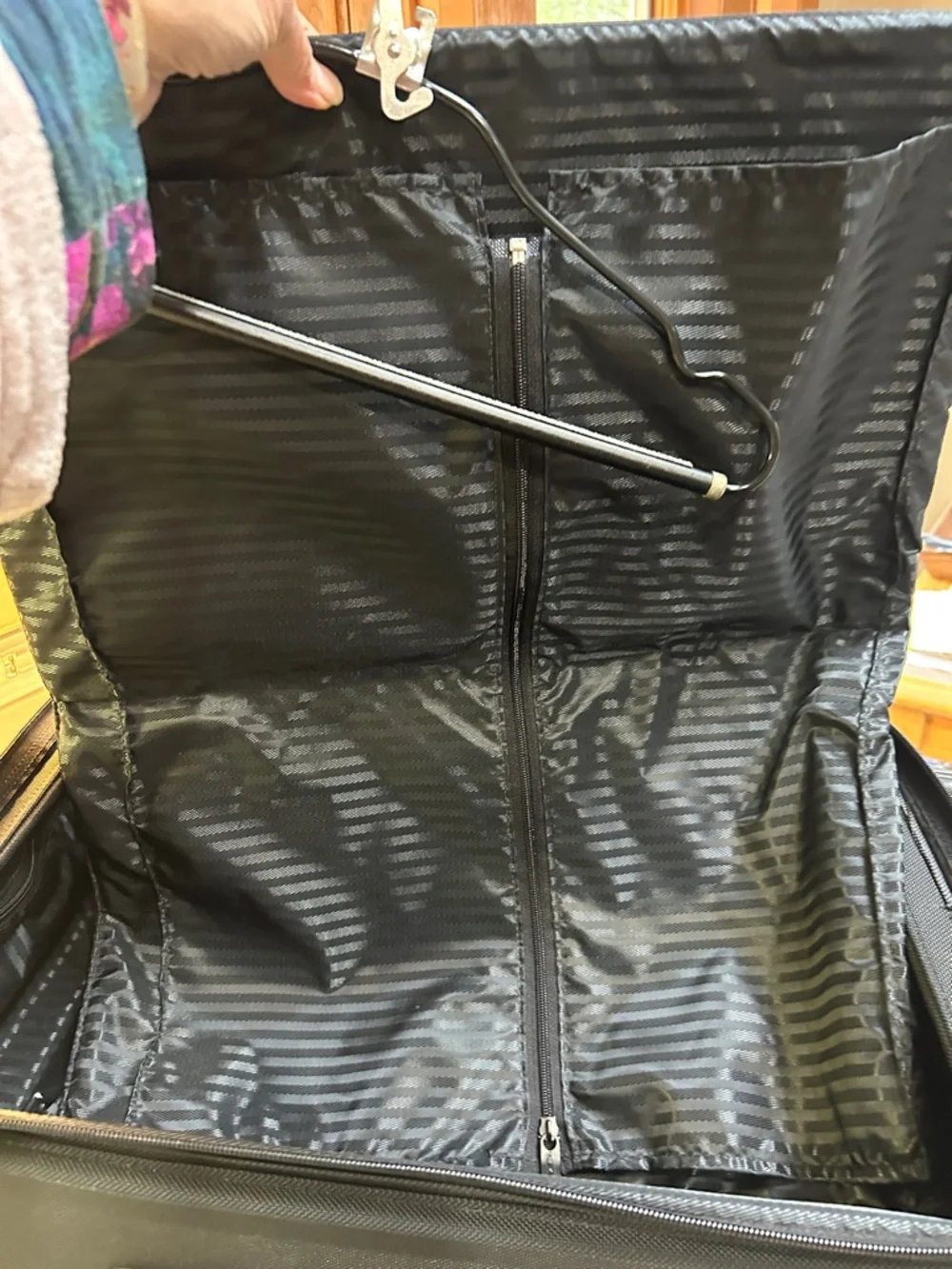 Tumi Alpha Black Wheeled International Carry On Luggage Travel Suitcase  22